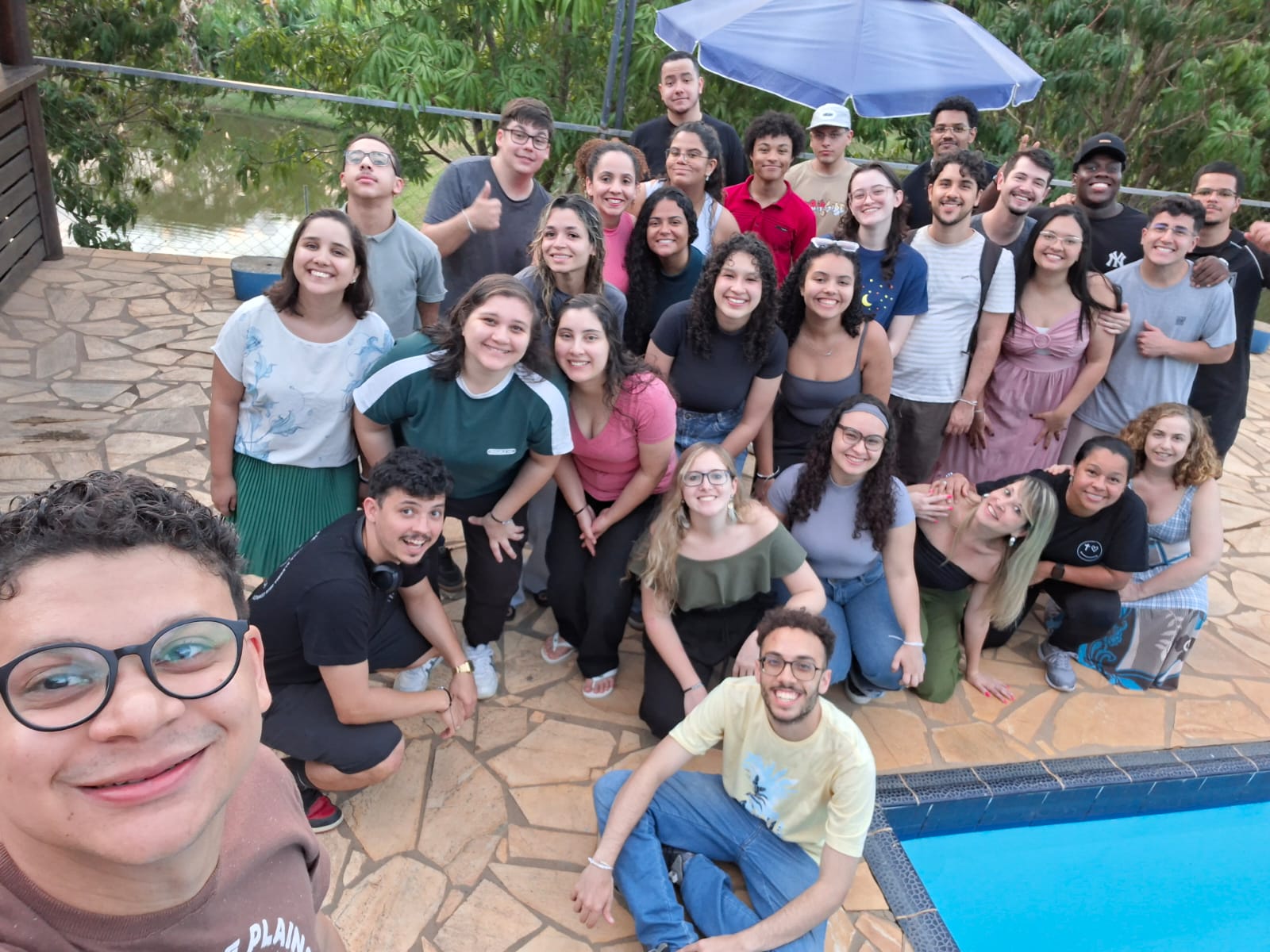 Jovens da UMP reunidos em comunhão